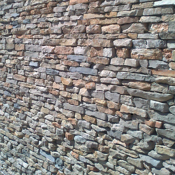 MUROS EM PEDRA RÚSTICA  RUSTIC STONE WALLS Pietra